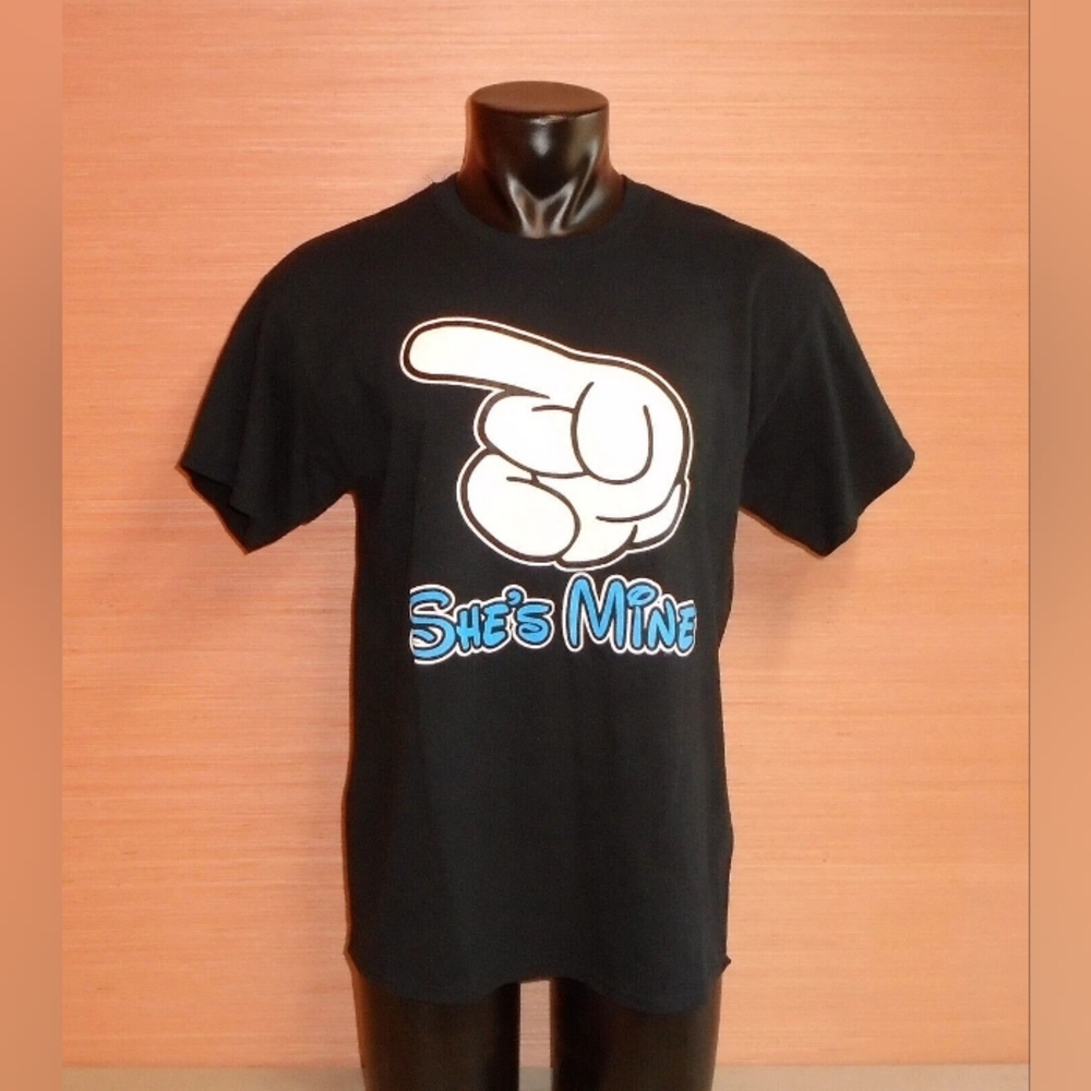 Walt Disney She's Mine Mickey Hand Black Cotton T-Shirt Adult Size 2 Xl